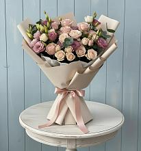 Букет цветов из:  Розы и Лизиантусы #REPLACE_PRED# Верхнеуральске