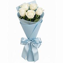Букет 5 Белых роз Проуд в Верхнеуральске