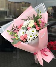 Букет цветов из:  Розы, Лизиантусы и Хризантемы в Верхнеуральске