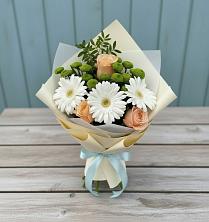 Букет цветов из:  Герберы, Розы и Хризантемы в Верхнеуральске