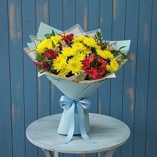 Букет цветов из:  Альстромерии и Хризантемы в Верхнеуральске