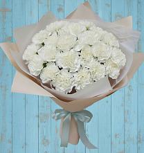 Букет цветов из:  Гвоздики в Верхнеуральске