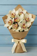 Букет цветов из:  Орхидеи и Розы в Верхнеуральске